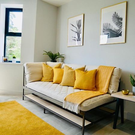 בורנמות' Beautiful Alumpointe Apartment - 400M To The Beach מראה חיצוני תמונה