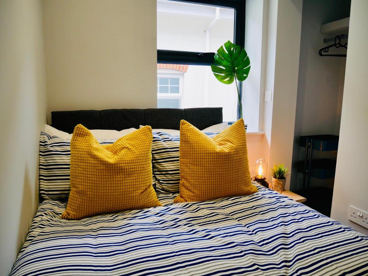 בורנמות' Beautiful Alumpointe Apartment - 400M To The Beach מראה חיצוני תמונה