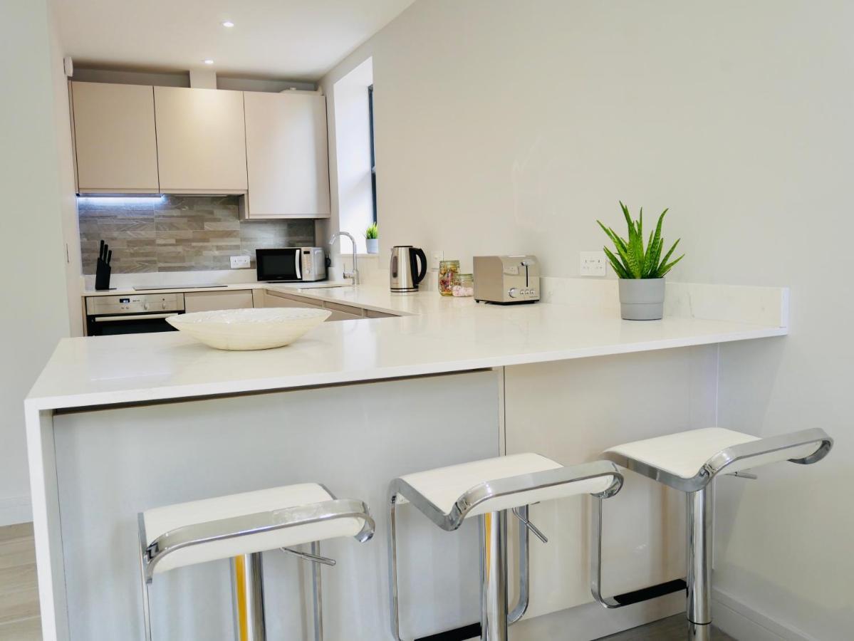 בורנמות' Beautiful Alumpointe Apartment - 400M To The Beach מראה חיצוני תמונה