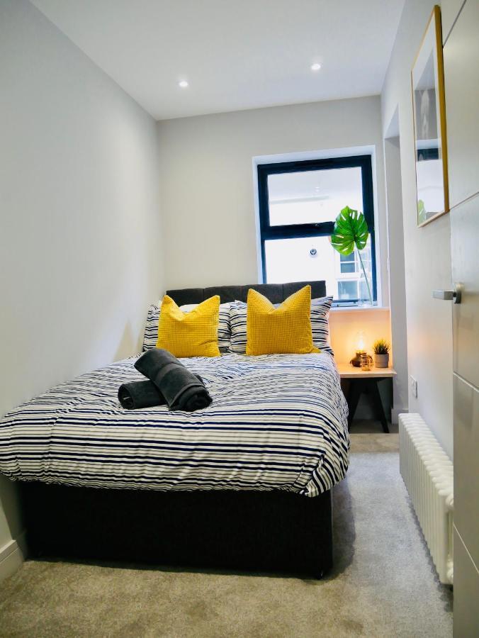 בורנמות' Beautiful Alumpointe Apartment - 400M To The Beach מראה חיצוני תמונה